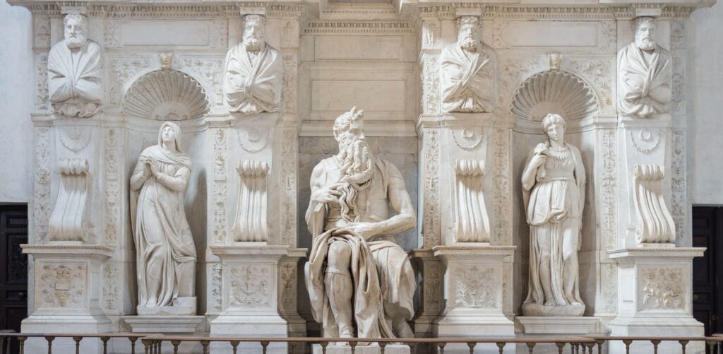 moise-michelange-statue