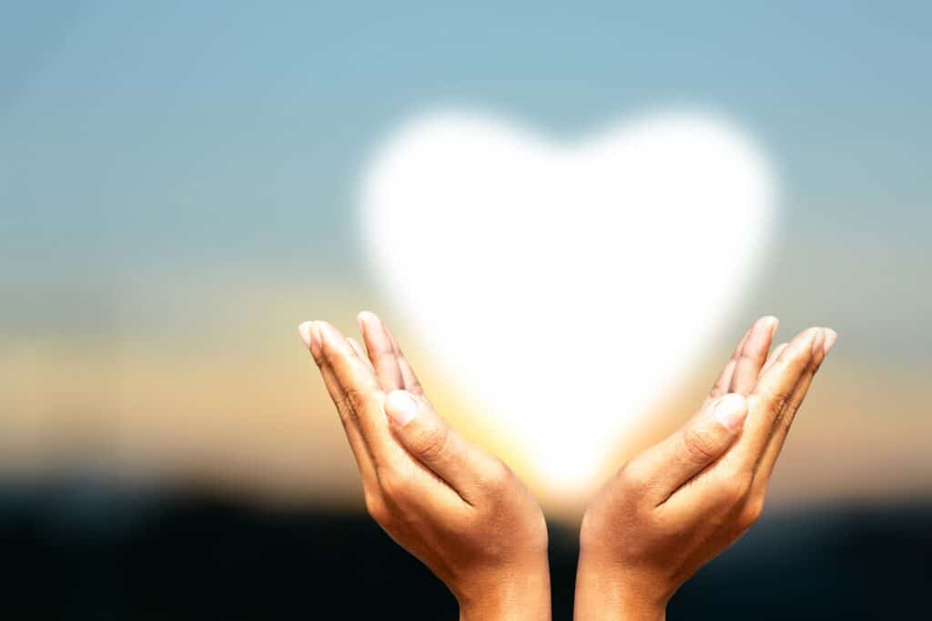 protection-proteger-paracha-coeur-mains-judaismemassorti