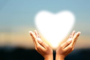 protection-proteger-paracha-coeur-mains-judaismemassorti