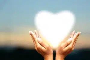 protection-proteger-paracha-coeur-mains-judaismemassorti
