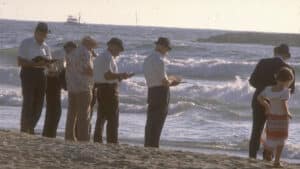 priere-mer-israel-plage-yomhaatsamout-fetenationale